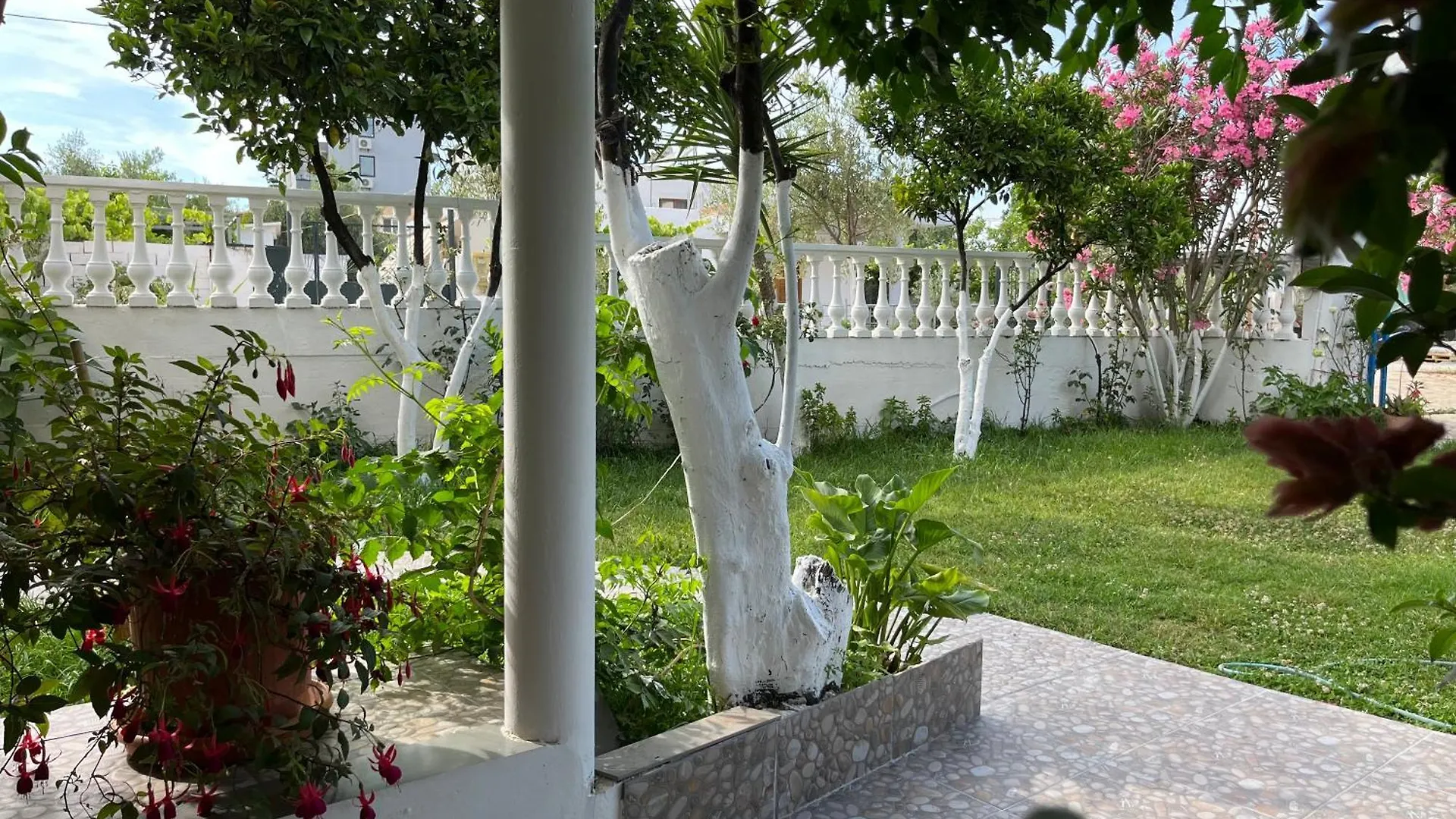 Laura Guest House 사밀 알바니아